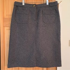 Michael Kors wool gray knee-length straight skirt. Button front. Women’s size 8
